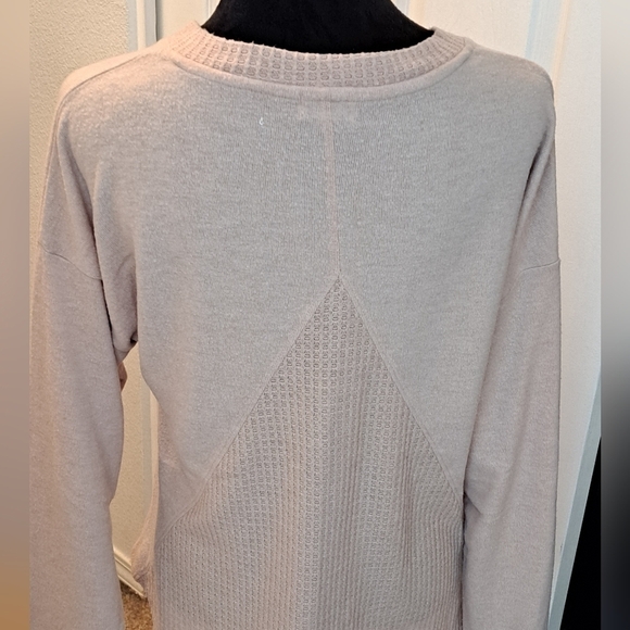 Olivia Sky Tan Sweater With Waffled Sides - Picture 3 of 8